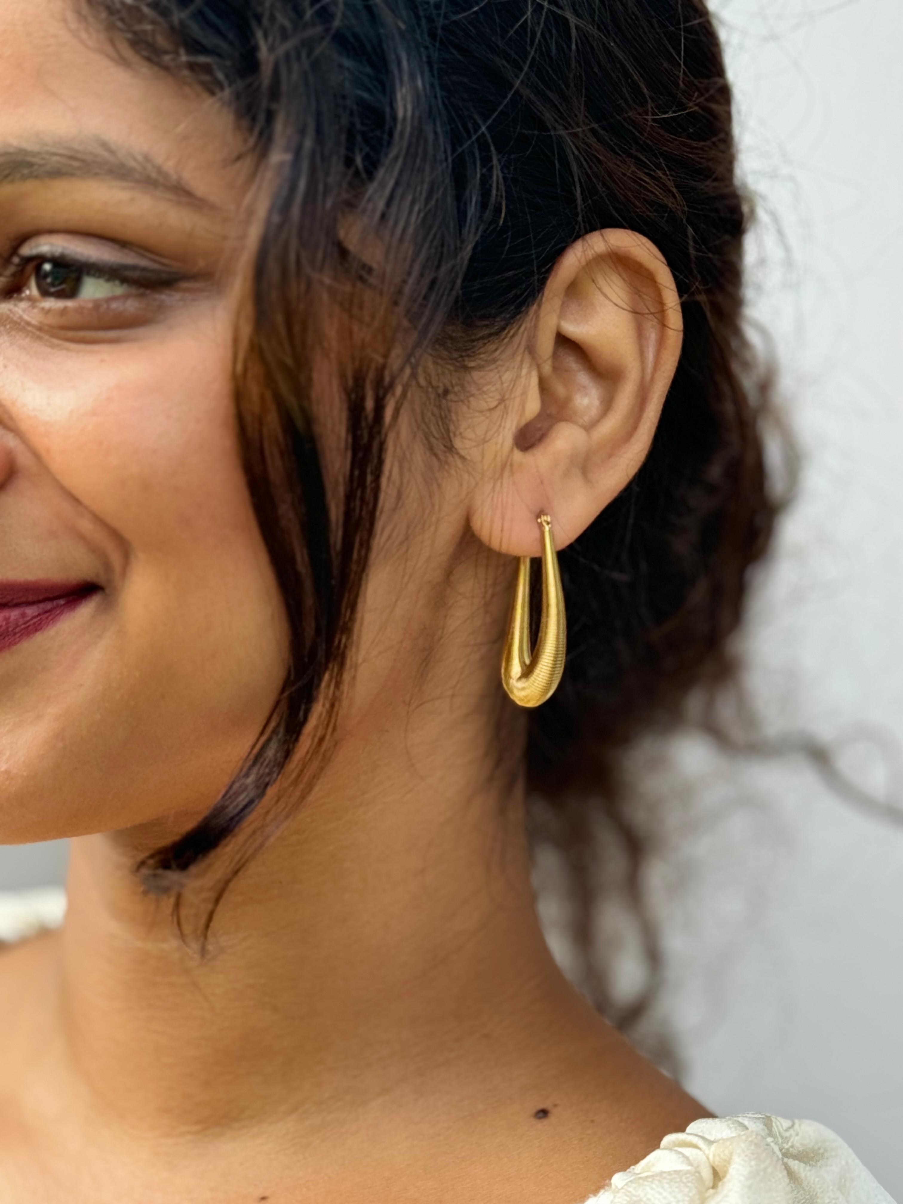 Wired Hoops